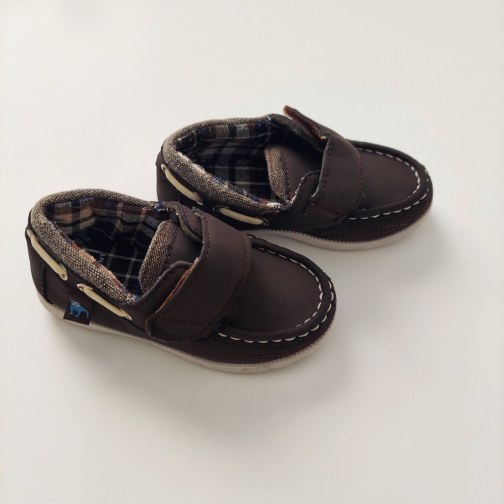 Toddler dress shoes with velcro loafer Size 8